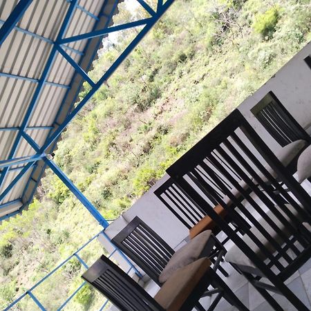 Abuzz Oxfordcaps Chanakya Hostel Solan Exterior foto